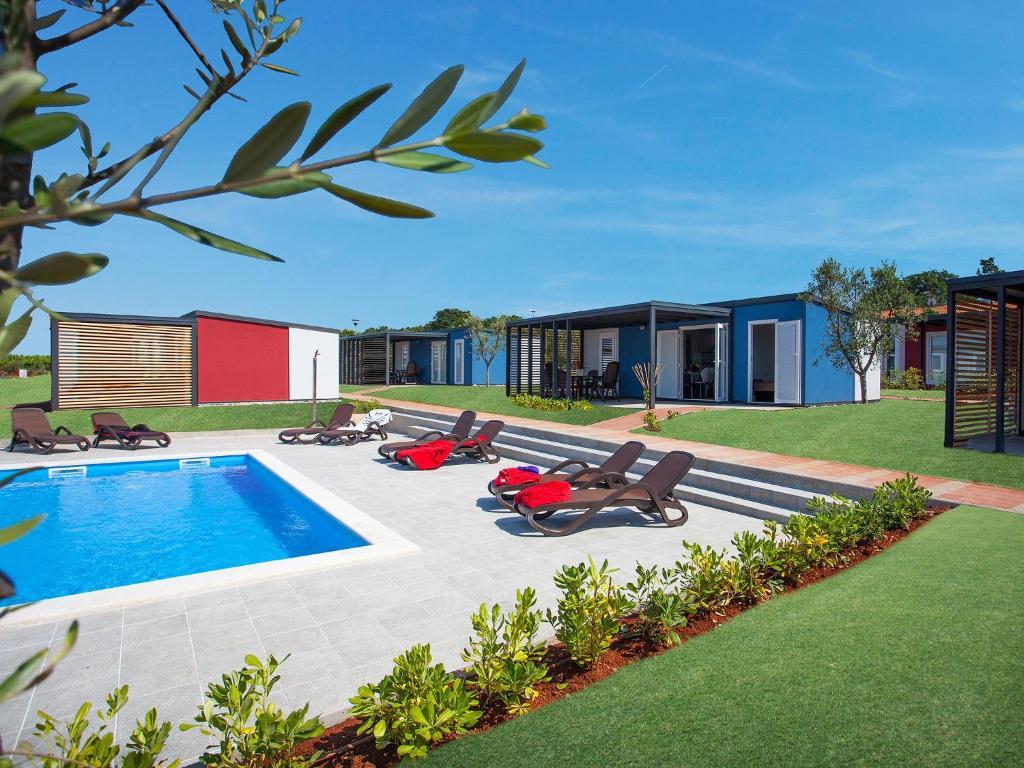 Camping Adria Mobile Homes In Camping Kastanija Novigrad Istria المظهر الخارجي الصورة