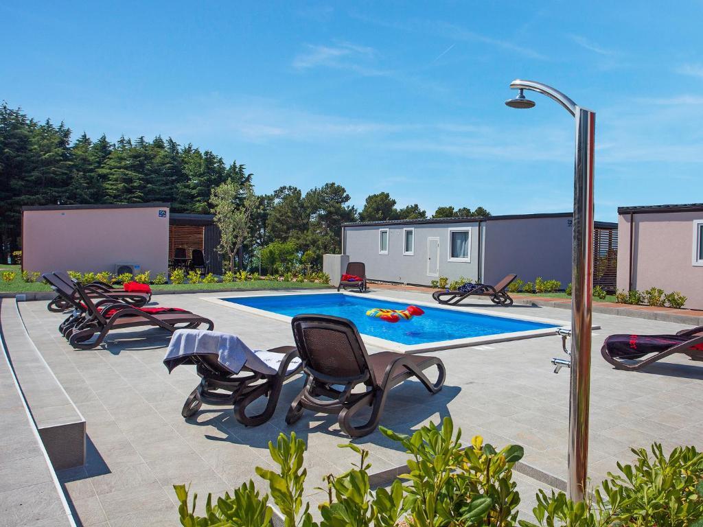 Camping Adria Mobile Homes In Camping Kastanija Novigrad Istria المظهر الخارجي الصورة