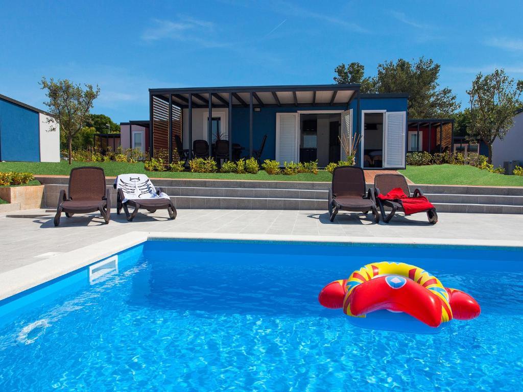 Camping Adria Mobile Homes In Camping Kastanija Novigrad Istria المظهر الخارجي الصورة